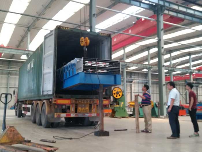 3 Wave Highway Fast Guardrail Forming Machine in China