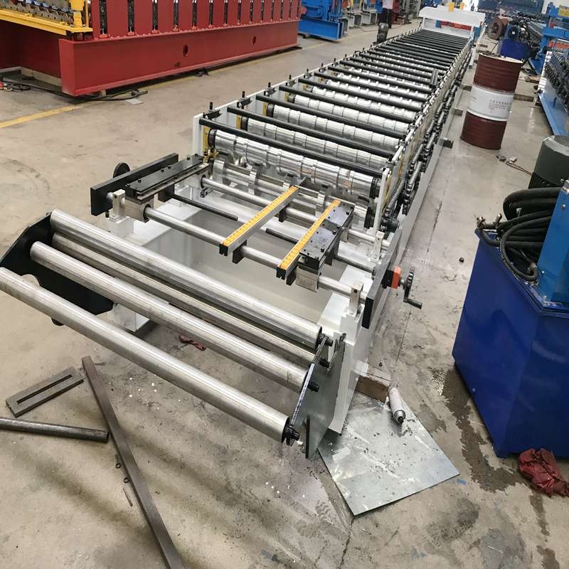 2019 new arrival 10% discount trapezoidal roof sheet making roll forming machine