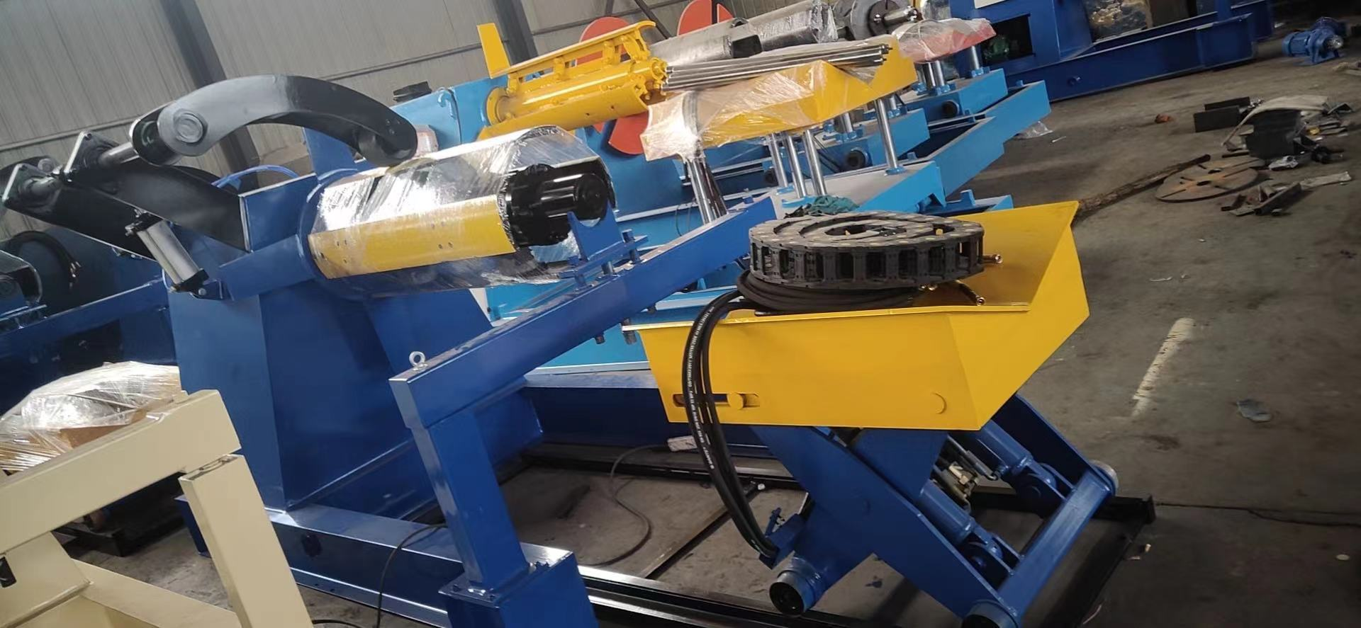 10 Tons Hydraulic Steel Coil Unwinding Machine Uncoiler Machine with Coil Car