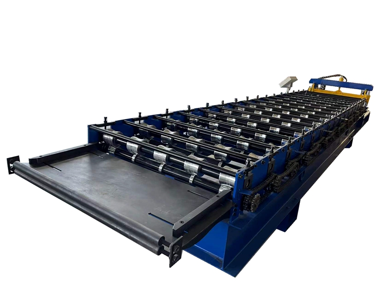 None stop track cutting Roll Forming Machine