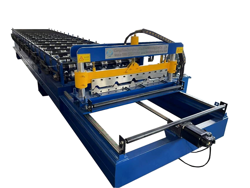 None stop track cutting Roll Forming Machine