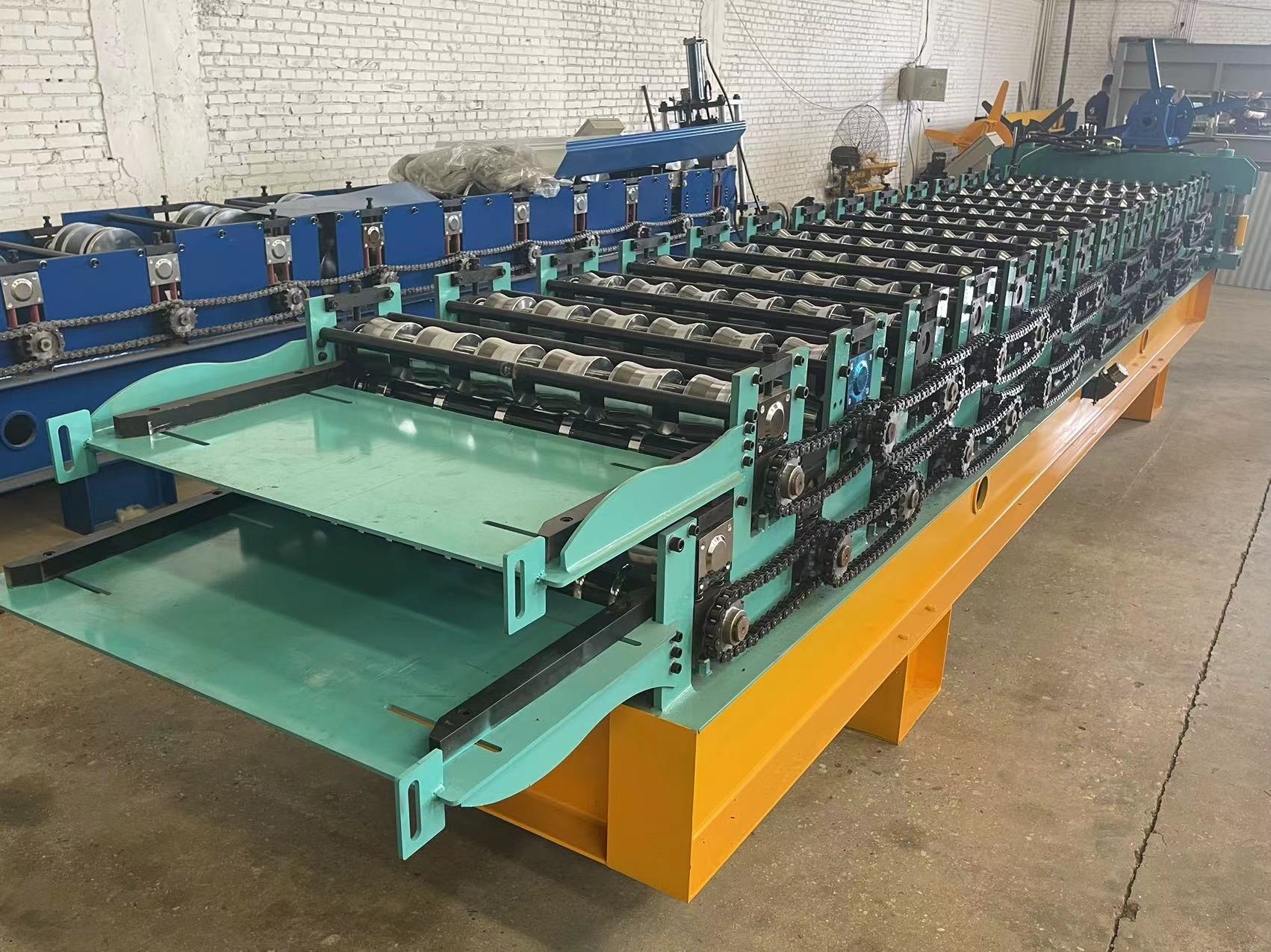 686 IBR Roofing sheet and 762 Corrugated sheet  double layer machine 