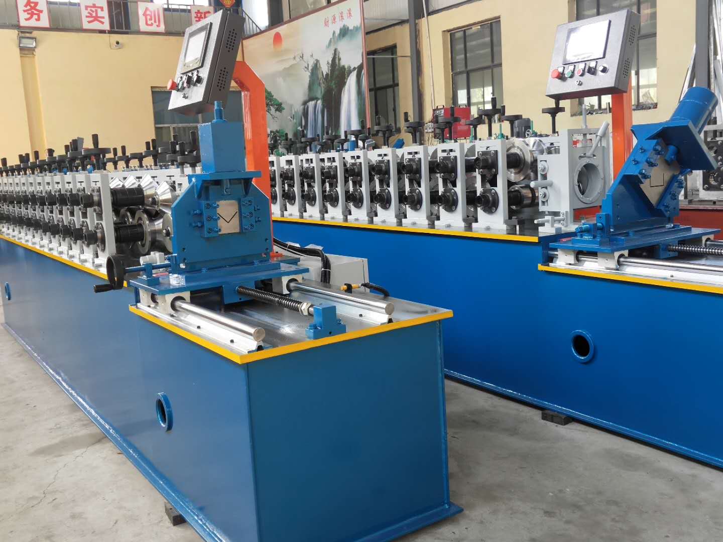 Automatic C and Z Purlin Forming Machine