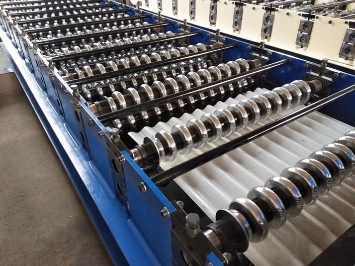 European Style Corrugated Roof Sheet Roll Forming Machine‎