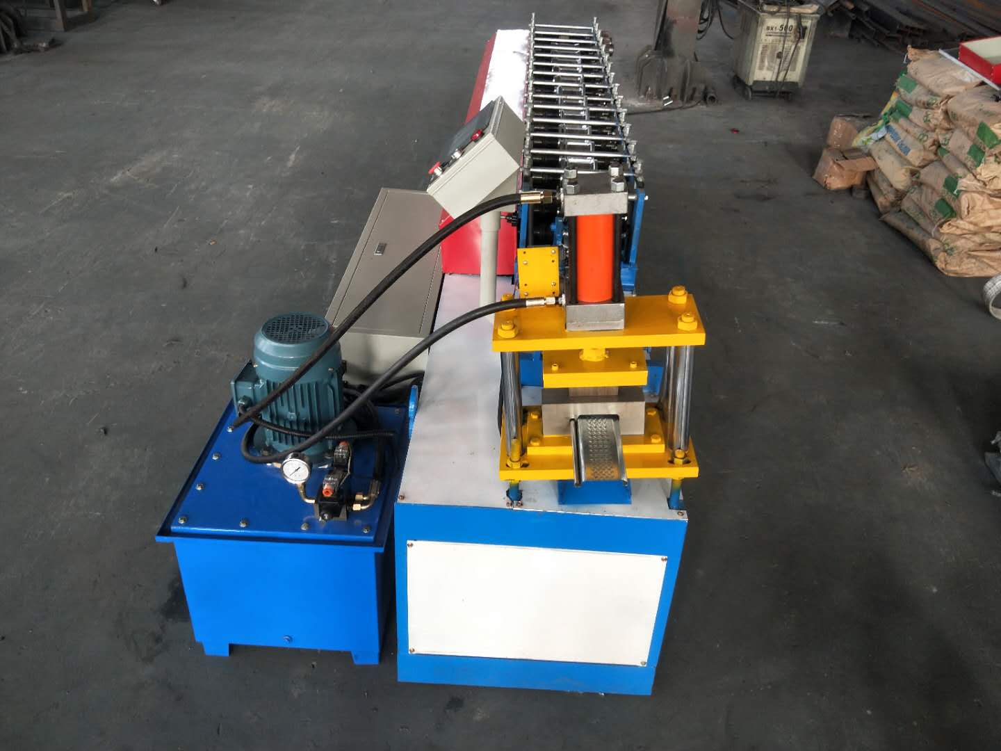 Iron Steel Rolling Shutter Door Slats Roll Forming Machine Prices