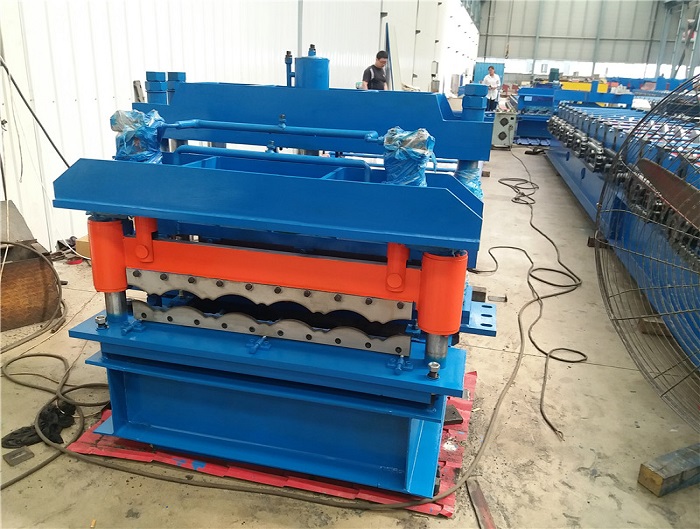 Africa 828 Design Roof Glazed Tile Forming Machine