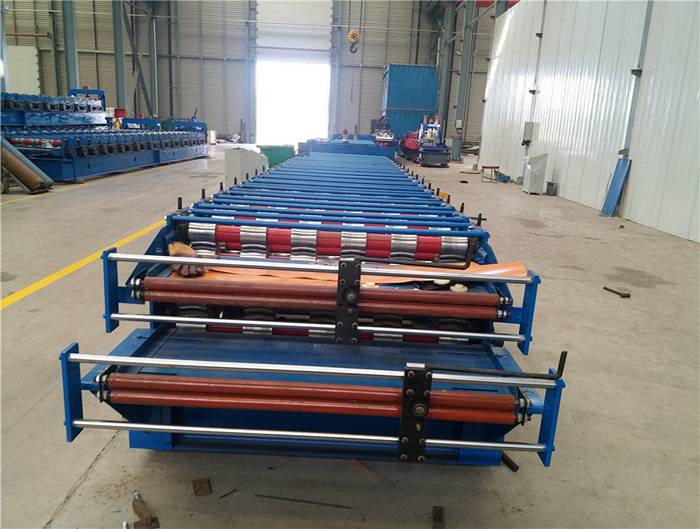 Mexico R101 Metal Roofing Sheet Roll Forming Machine